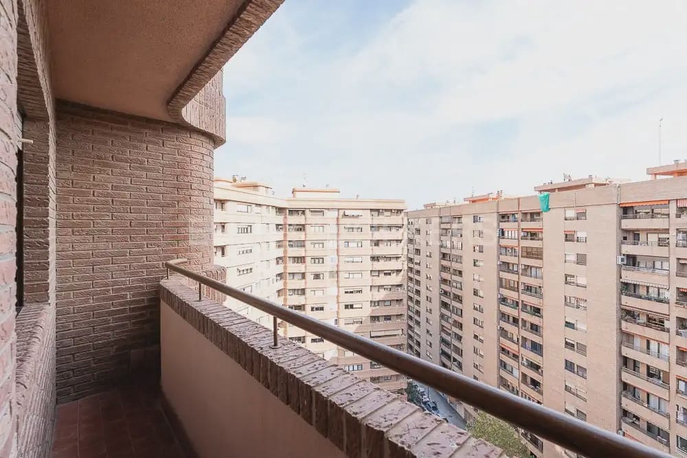 3 makuuhuone Asunto vuokrattavana paikassa Valencia kaupunki - 1 650 € (Ref: 9897721)
