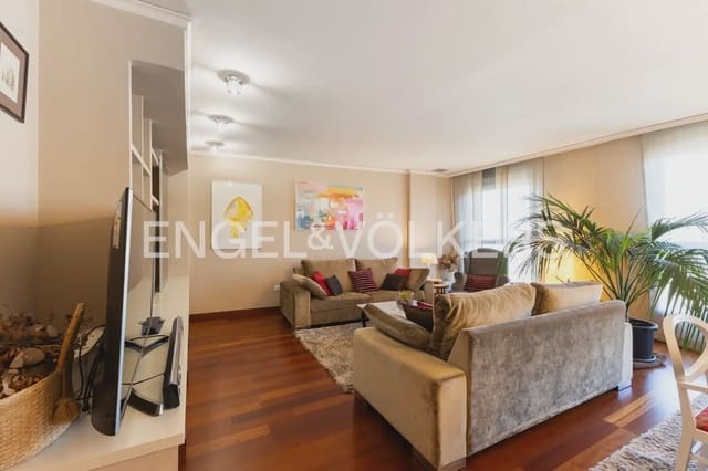 3 Zimmer Wohnung zu verkaufen in Sur, Castelló de la Plana mit Garage - 380.000 € (Ref: 9897722)
