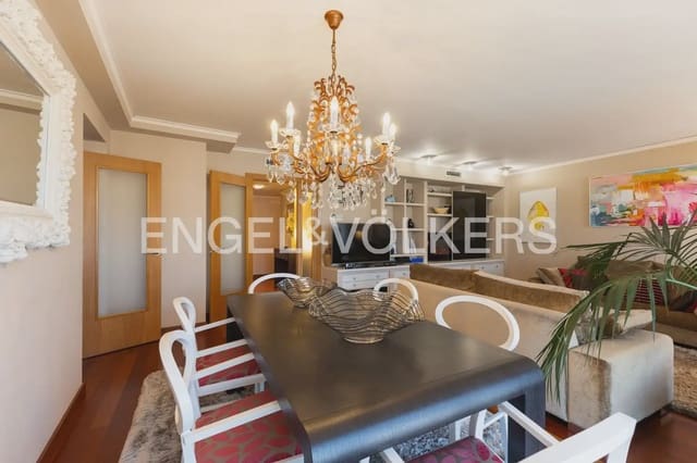 3 Zimmer Wohnung zu verkaufen in Sur, Castelló de la Plana mit Garage - 380.000 € (Ref: 9897722)