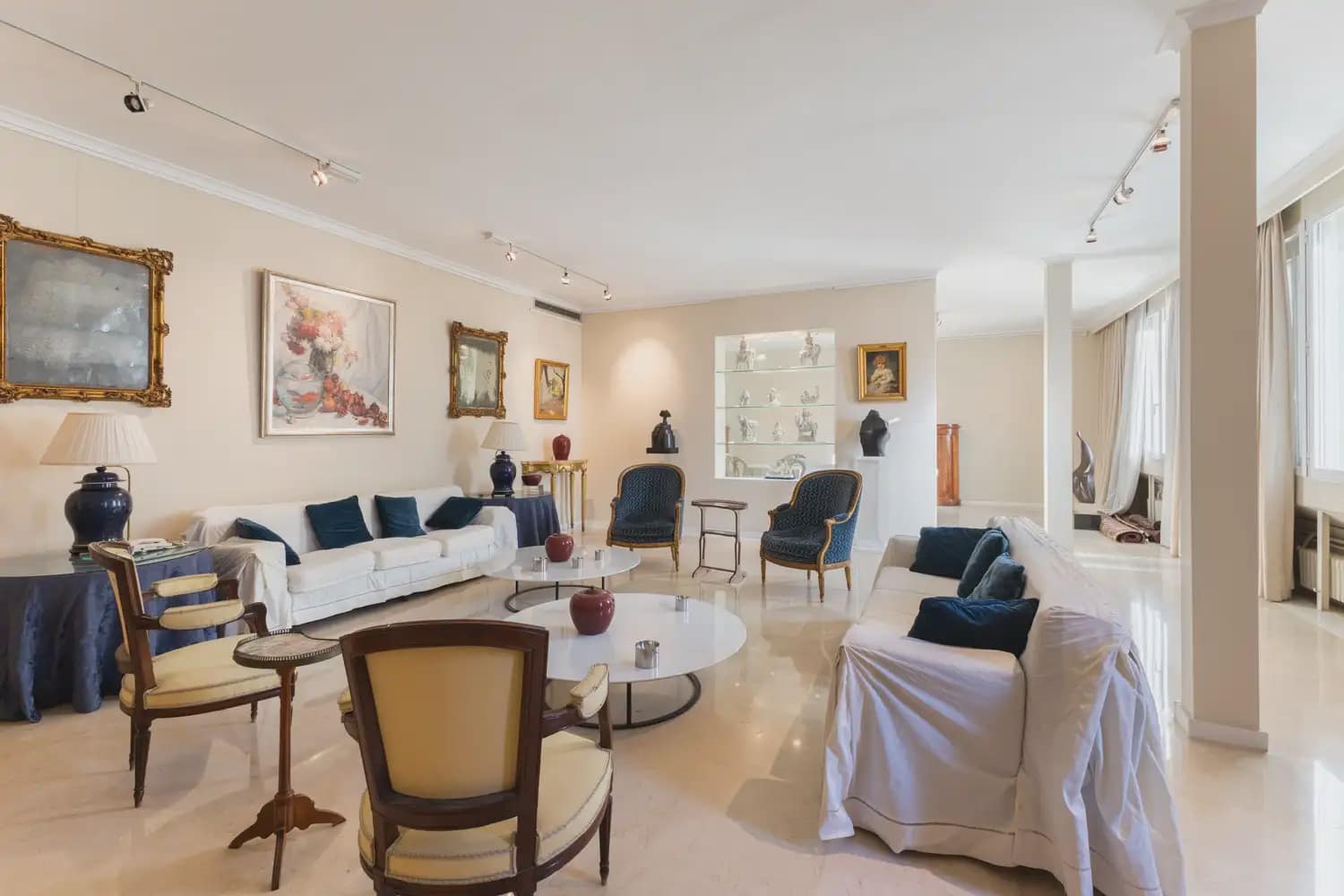 9 Zimmer Wohnung zu verkaufen in Valencia Stadt mit Garage - 1.700.000 € (Ref: 9897723)
