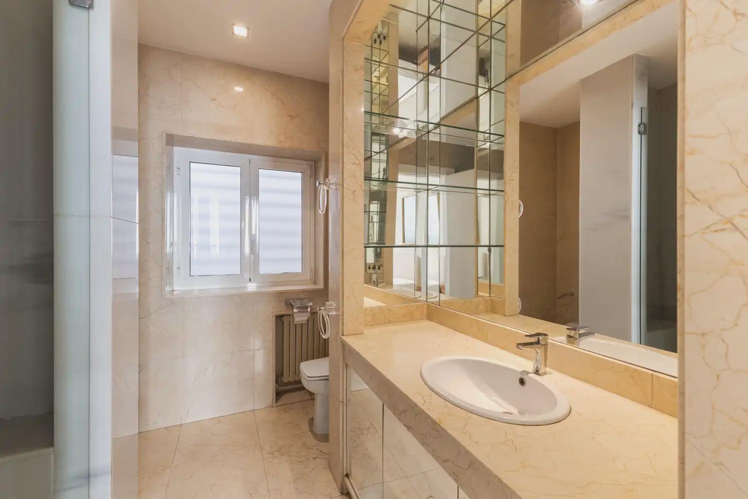 9 Zimmer Wohnung zu verkaufen in Valencia Stadt mit Garage - 1.700.000 € (Ref: 9897723)
