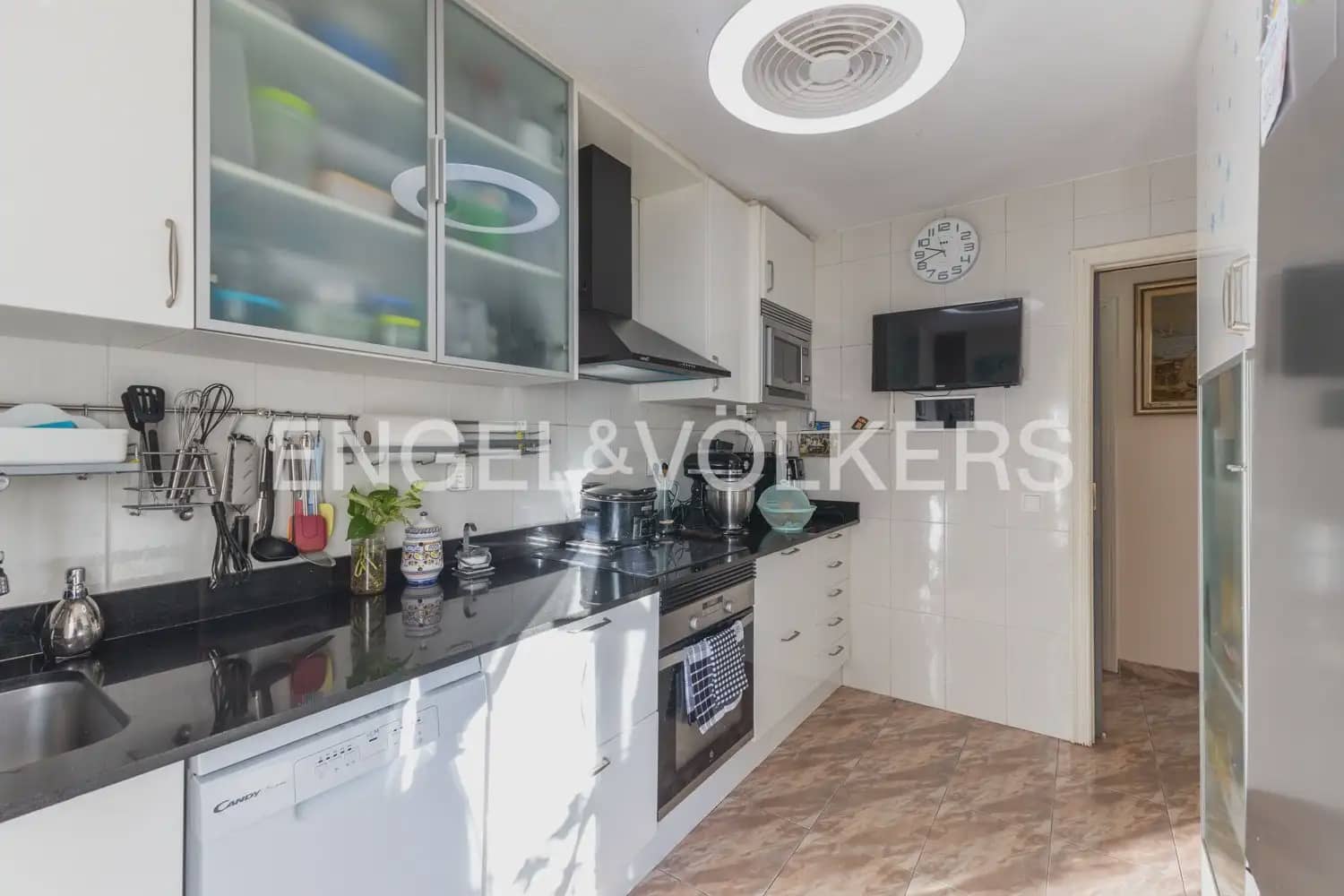 4 bedroom Flat for sale in Puig with garage - € 325,000 (Ref: 9897725)