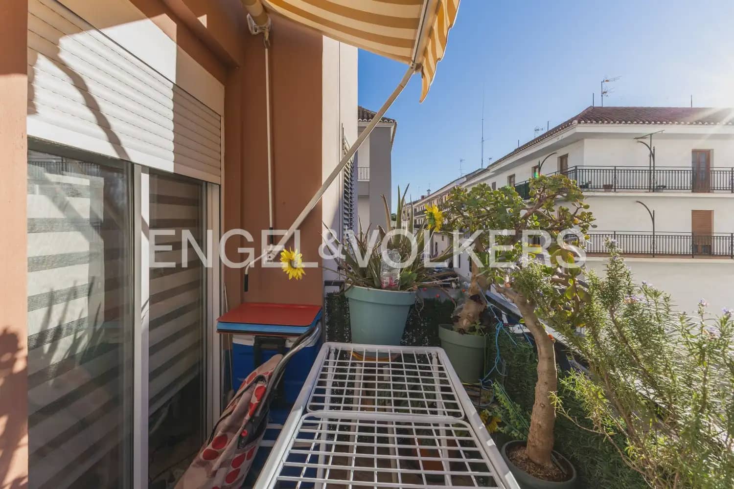 4 bedroom Flat for sale in Puig with garage - € 325,000 (Ref: 9897725)