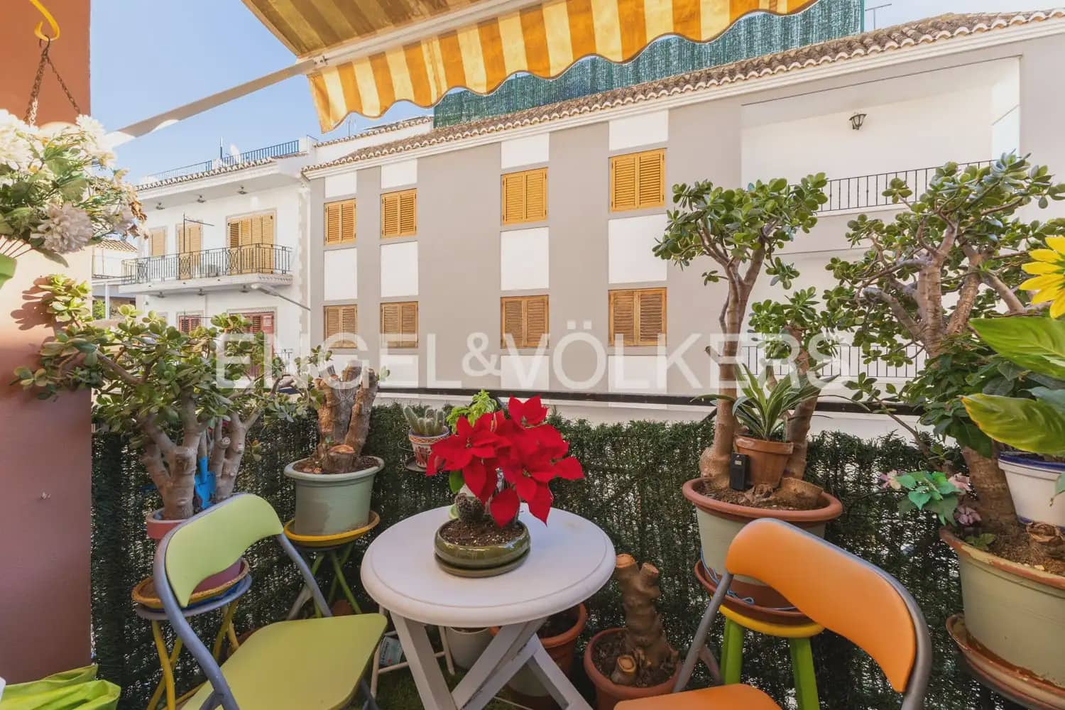 4 bedroom Flat for sale in Puig with garage - € 325,000 (Ref: 9897725)