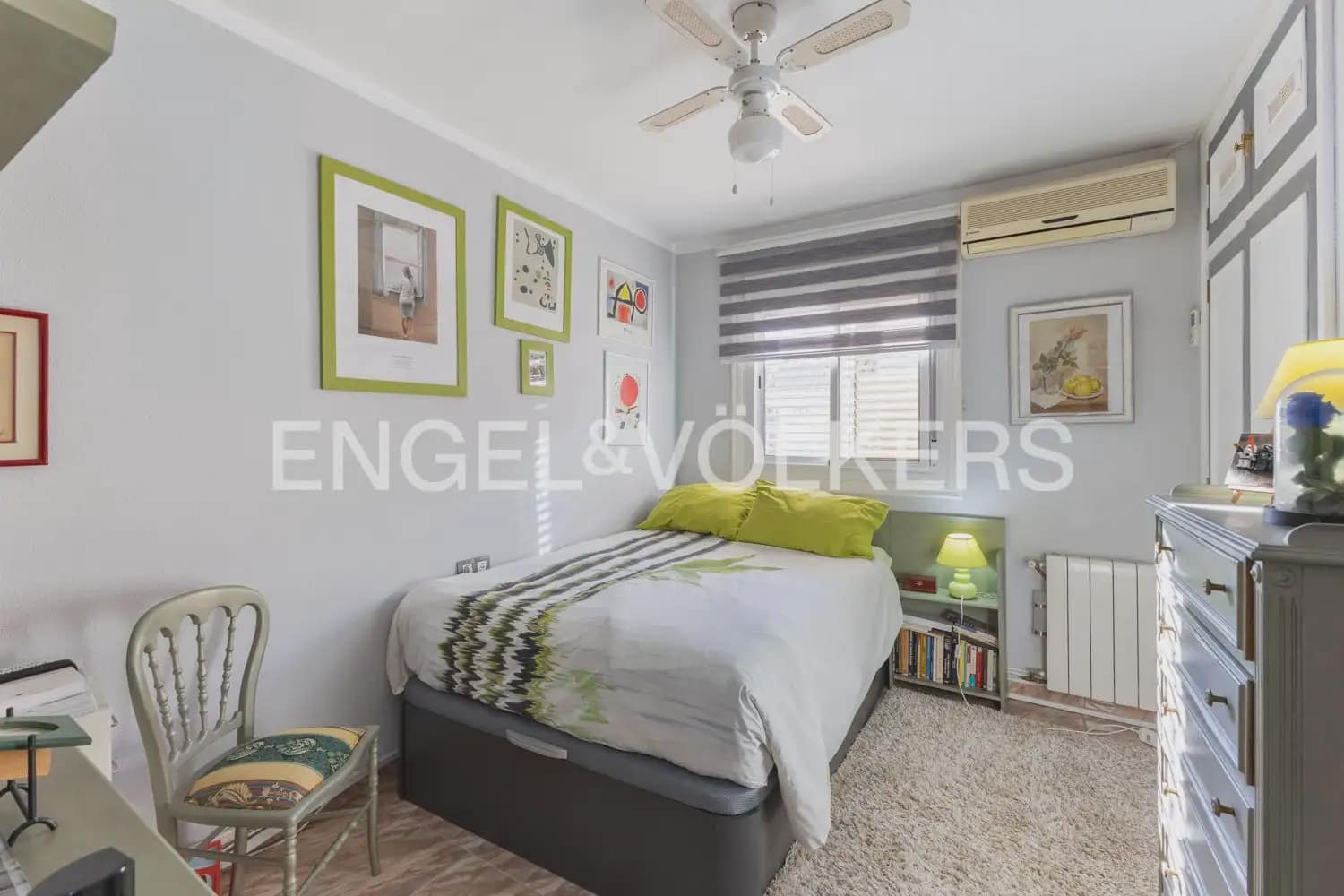 4 bedroom Flat for sale in Puig with garage - € 325,000 (Ref: 9897725)