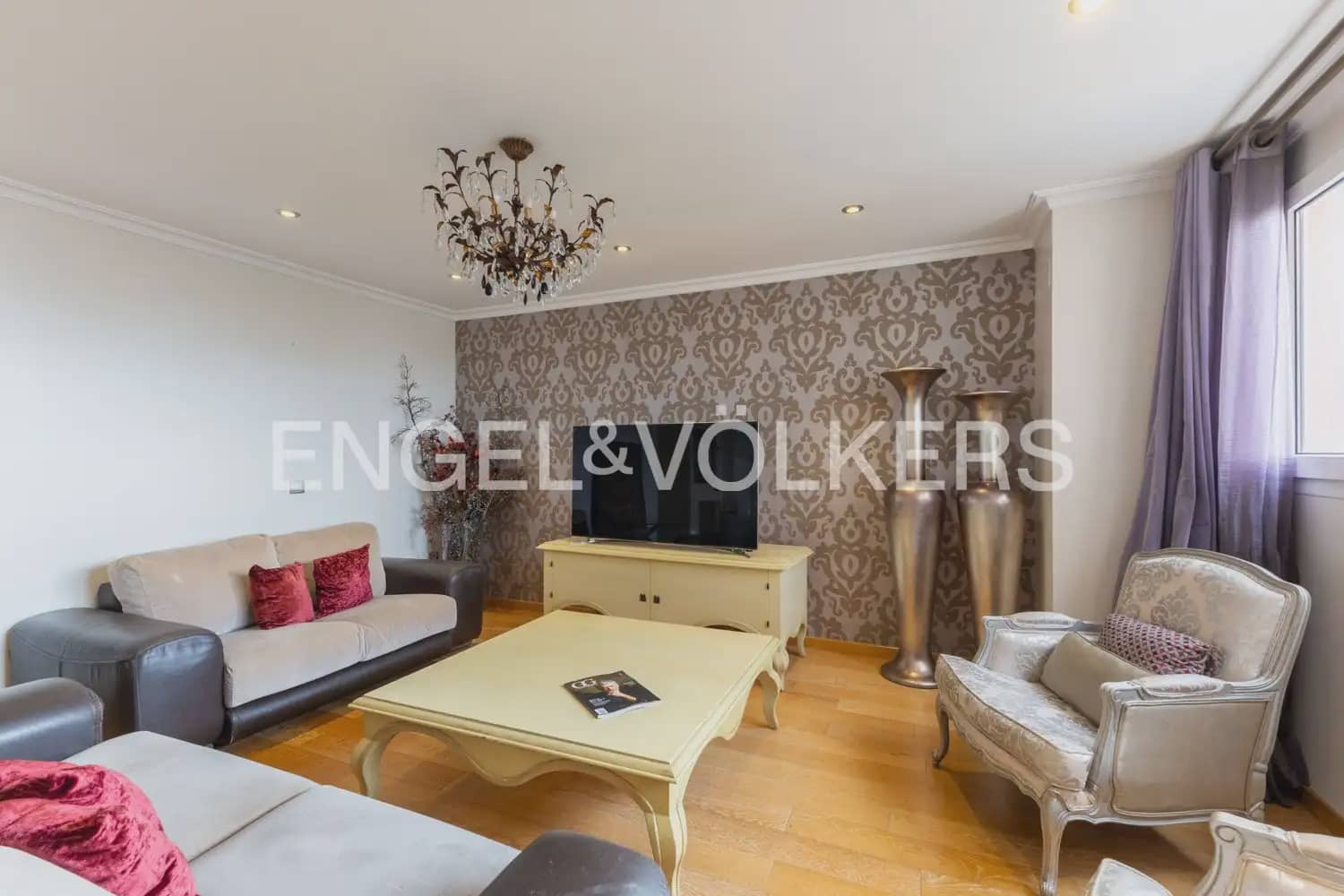 3 sovrum Lägenhet till salu i Valencia stad med pool garage - 590 000 € (Ref: 9897726)