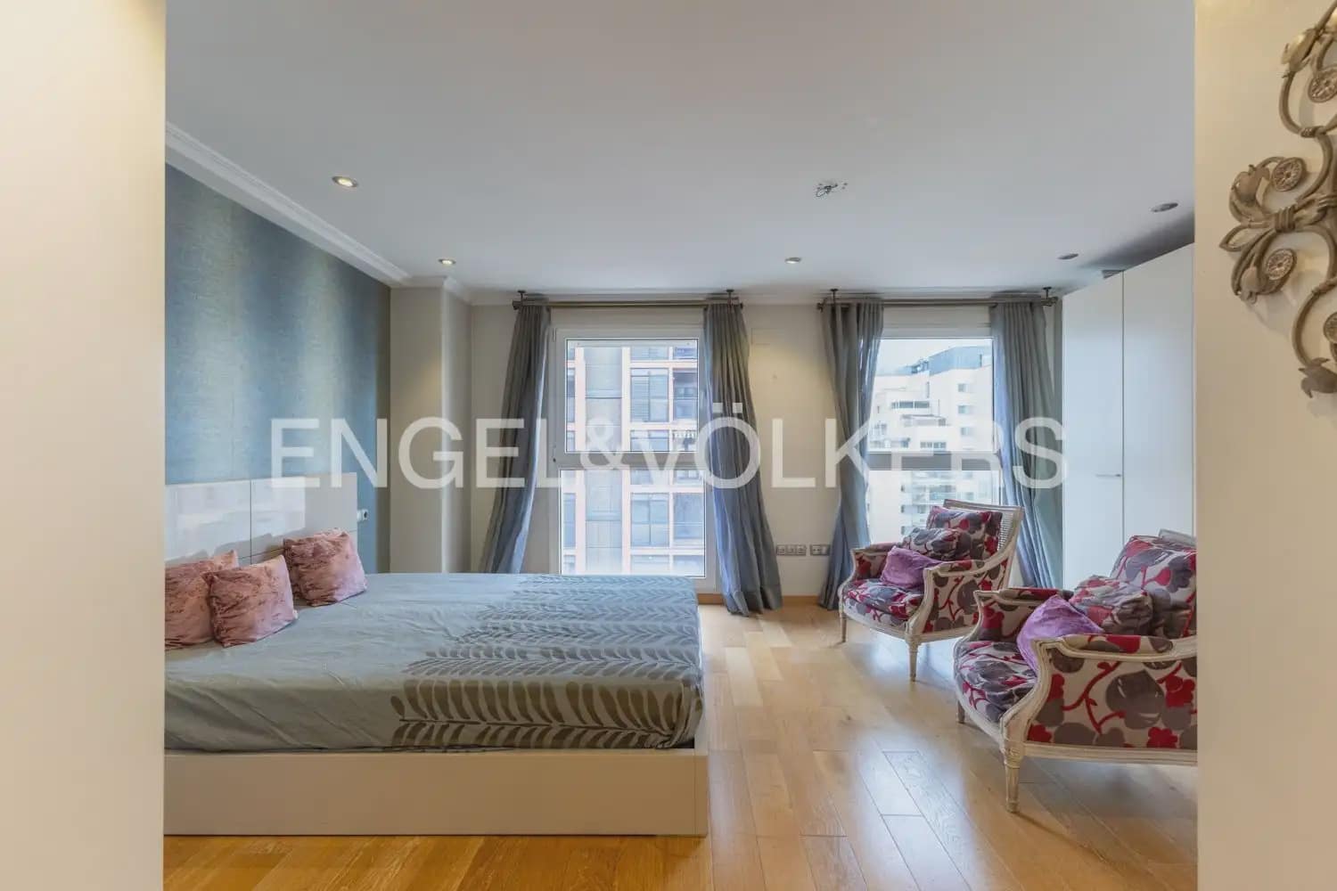 3 sovrum Lägenhet till salu i Valencia stad med pool garage - 590 000 € (Ref: 9897726)
