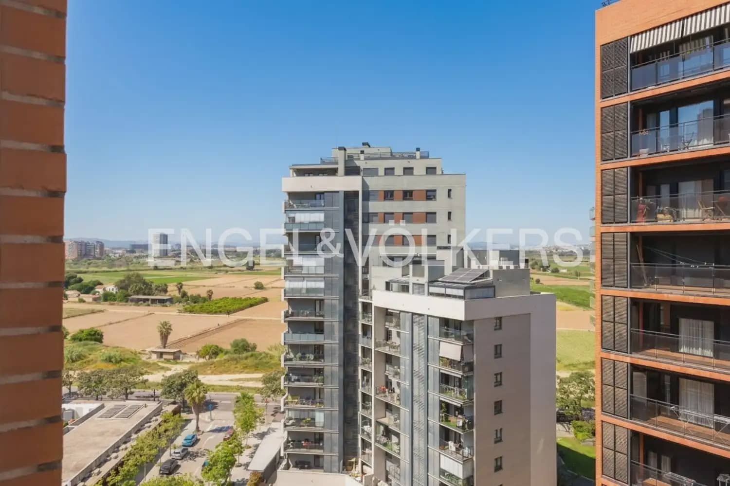 3 sovrum Lägenhet till salu i Valencia stad med pool garage - 590 000 € (Ref: 9897726)