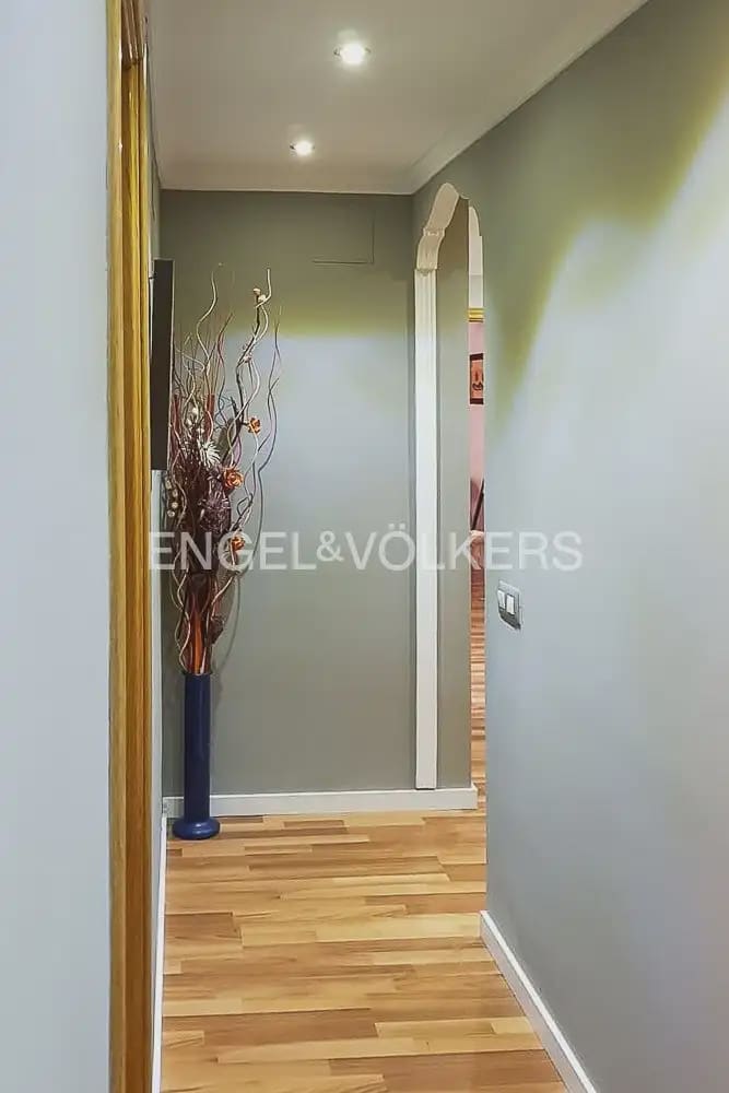 3 Zimmer Wohnung zu verkaufen in Valencia Stadt mit Garage - 259.000 € (Ref: 9897728)