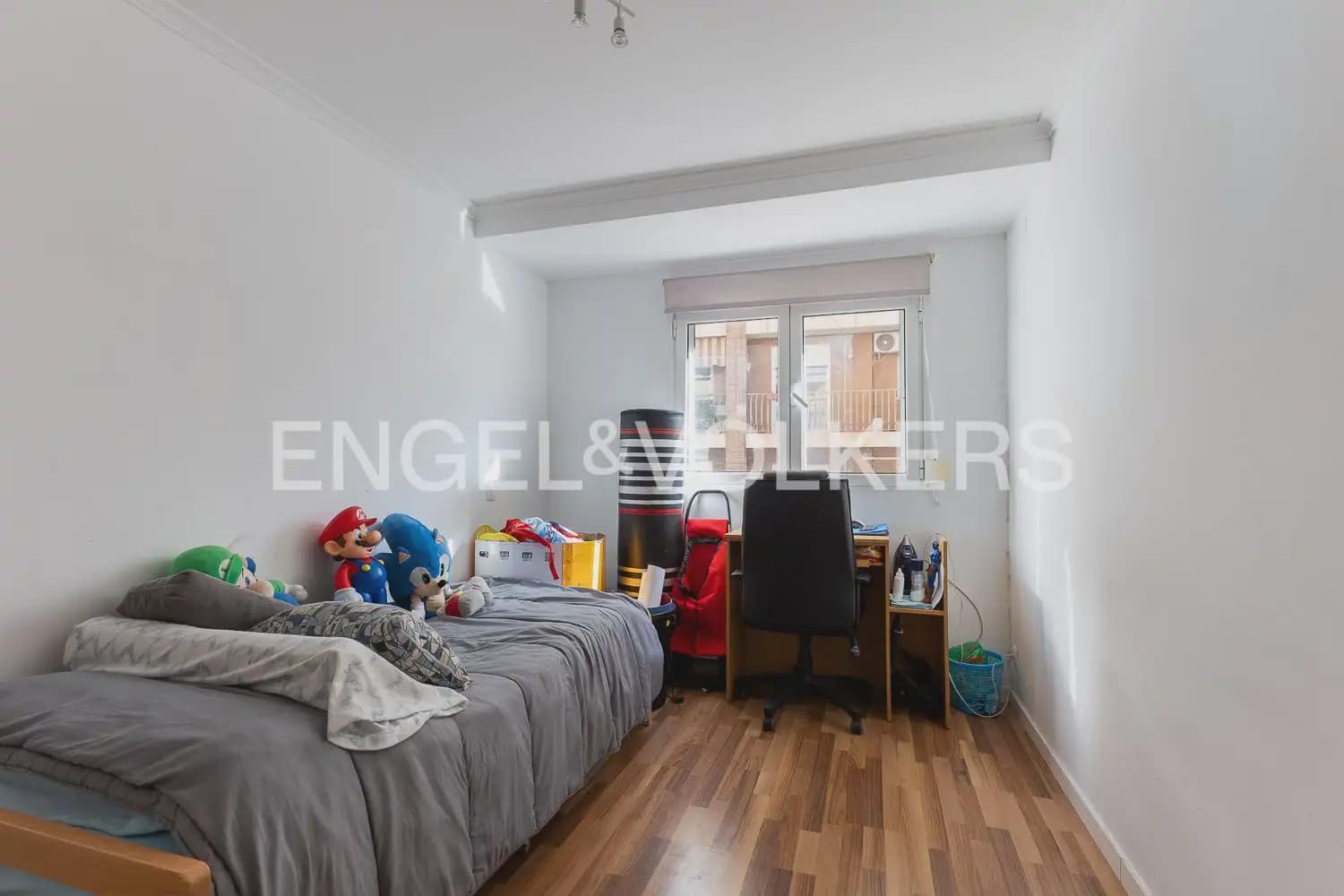 3 Zimmer Wohnung zu verkaufen in Valencia Stadt mit Garage - 259.000 € (Ref: 9897728)