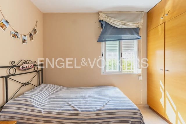 3 bedroom Flat for sale in Sueca with garage - € 255,000 (Ref: 9897730)