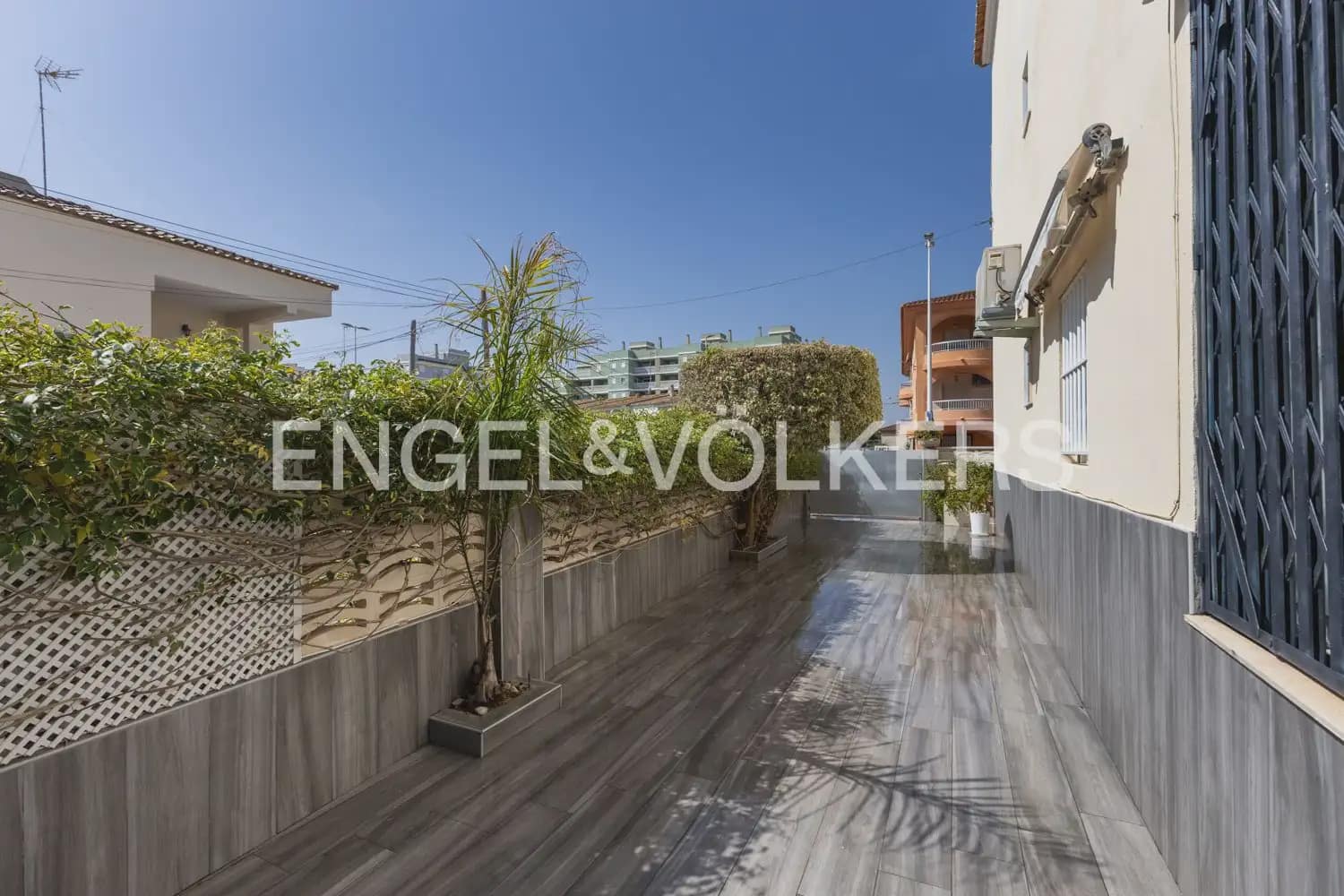 3 bedroom Flat for sale in Sueca with garage - € 255,000 (Ref: 9897730)