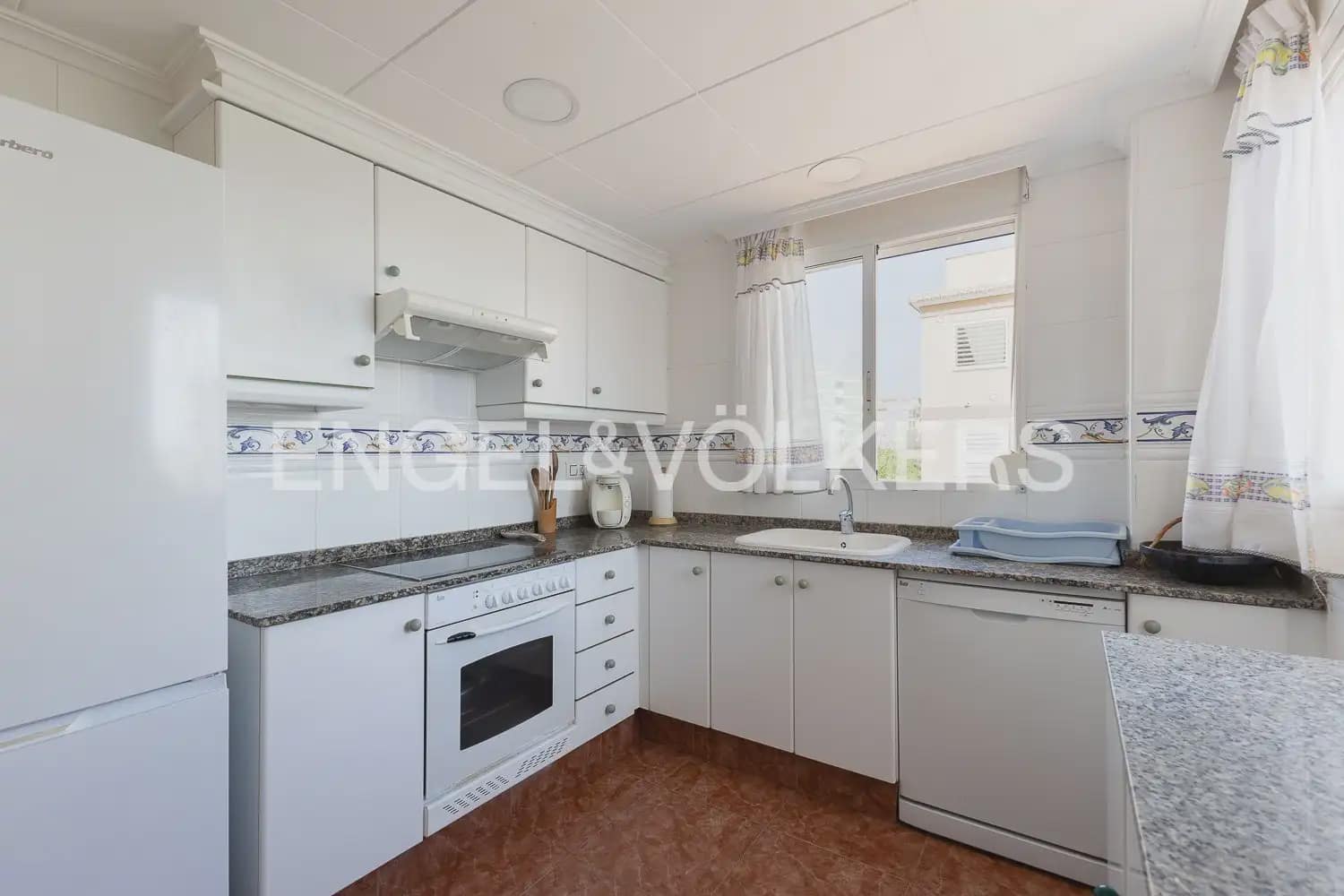 3 bedroom Flat for sale in Sueca with pool - € 230,000 (Ref: 9897732)