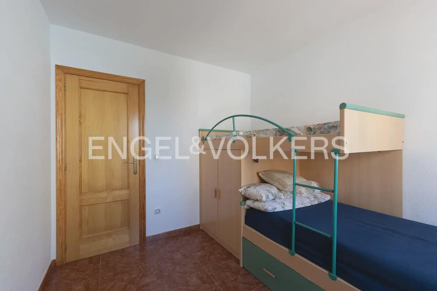 3 bedroom Flat for sale in Sueca with pool - € 230,000 (Ref: 9897732)
