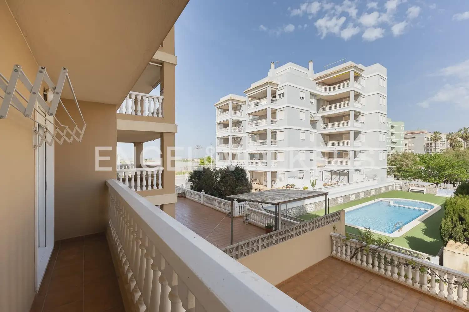 3 bedroom Flat for sale in Sueca with pool - € 230,000 (Ref: 9897732)