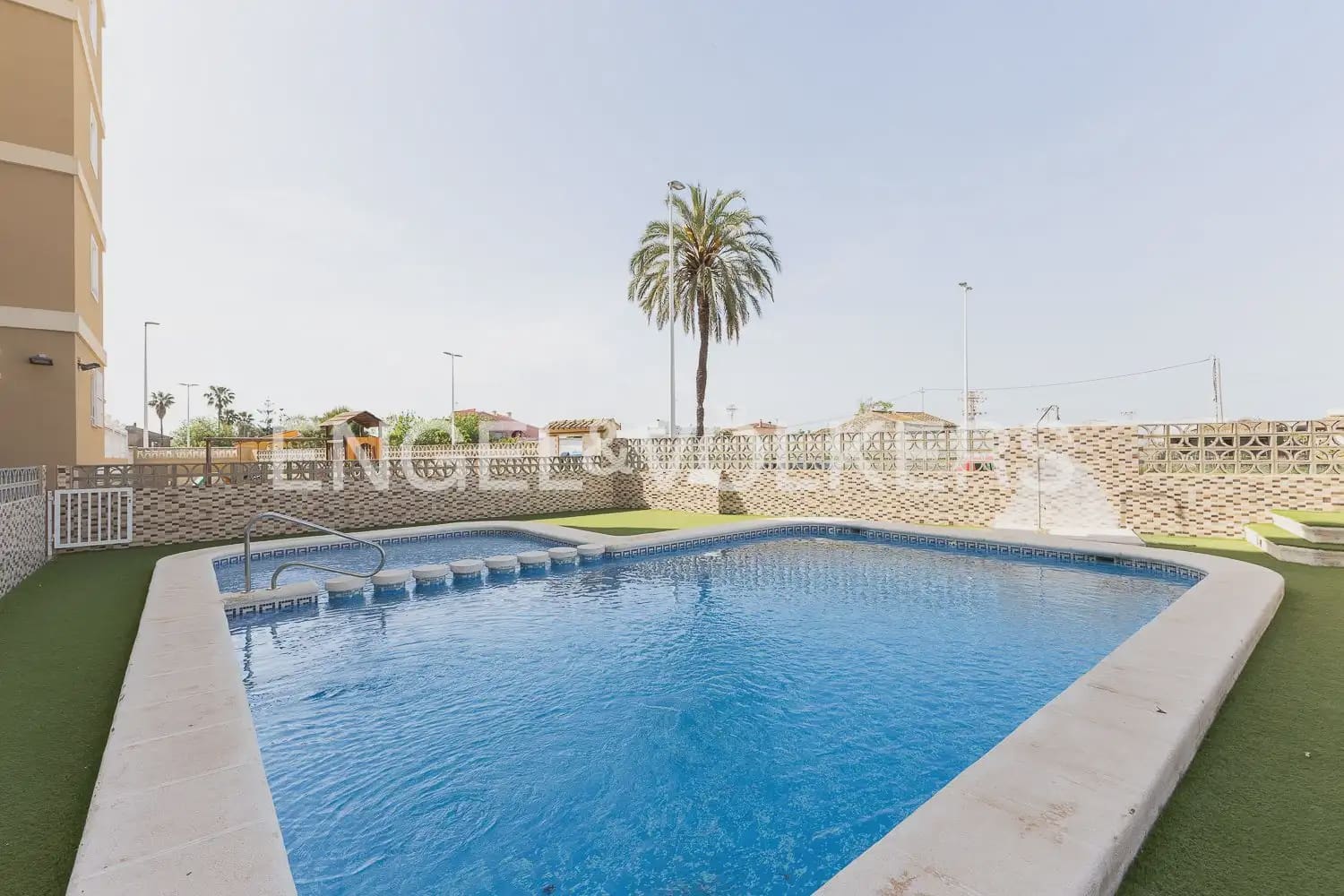 3 bedroom Flat for sale in Sueca with pool - € 230,000 (Ref: 9897732)