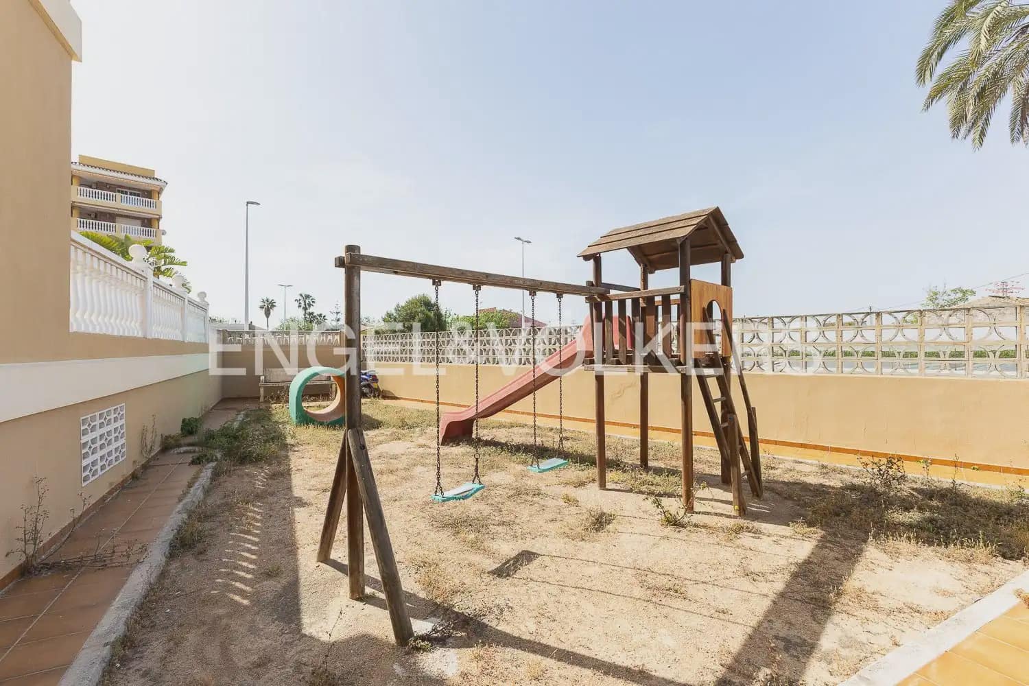 3 bedroom Flat for sale in Sueca with pool - € 230,000 (Ref: 9897732)