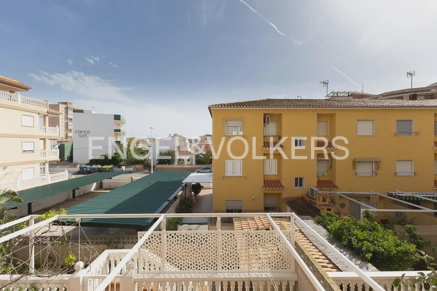 3 bedroom Flat for sale in Sueca with pool - € 230,000 (Ref: 9897732)