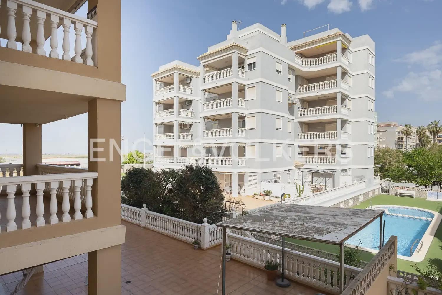 3 bedroom Flat for sale in Sueca with pool - € 230,000 (Ref: 9897732)