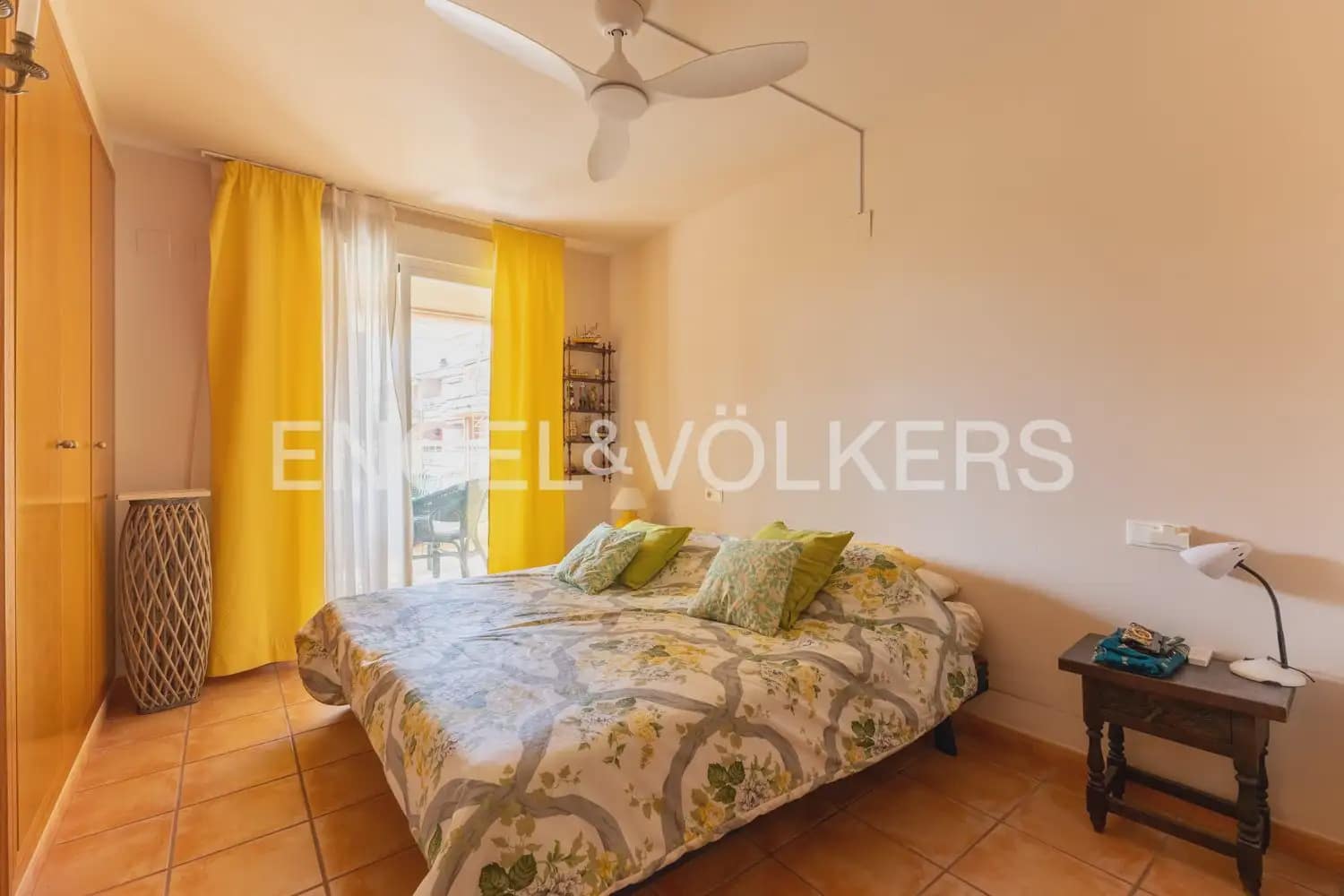 Piso de 2 habitaciones en Javea / Xàbia en venta con piscina garaje - 399.000 € (Ref: 9897733)