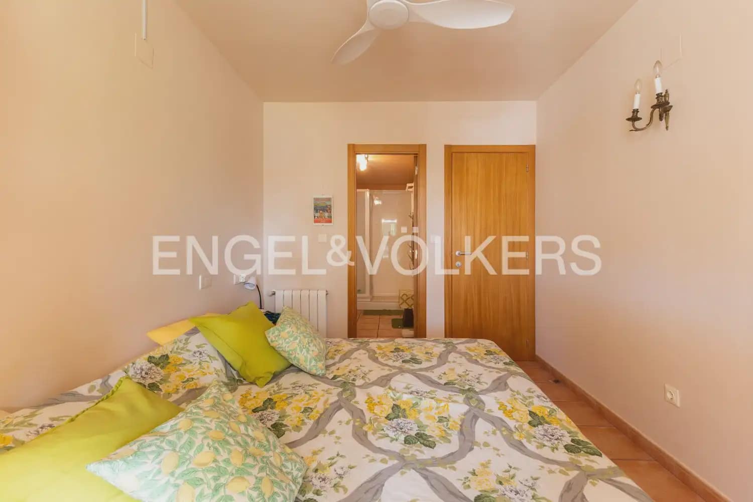 Piso de 2 habitaciones en Javea / Xàbia en venta con piscina garaje - 399.000 € (Ref: 9897733)
