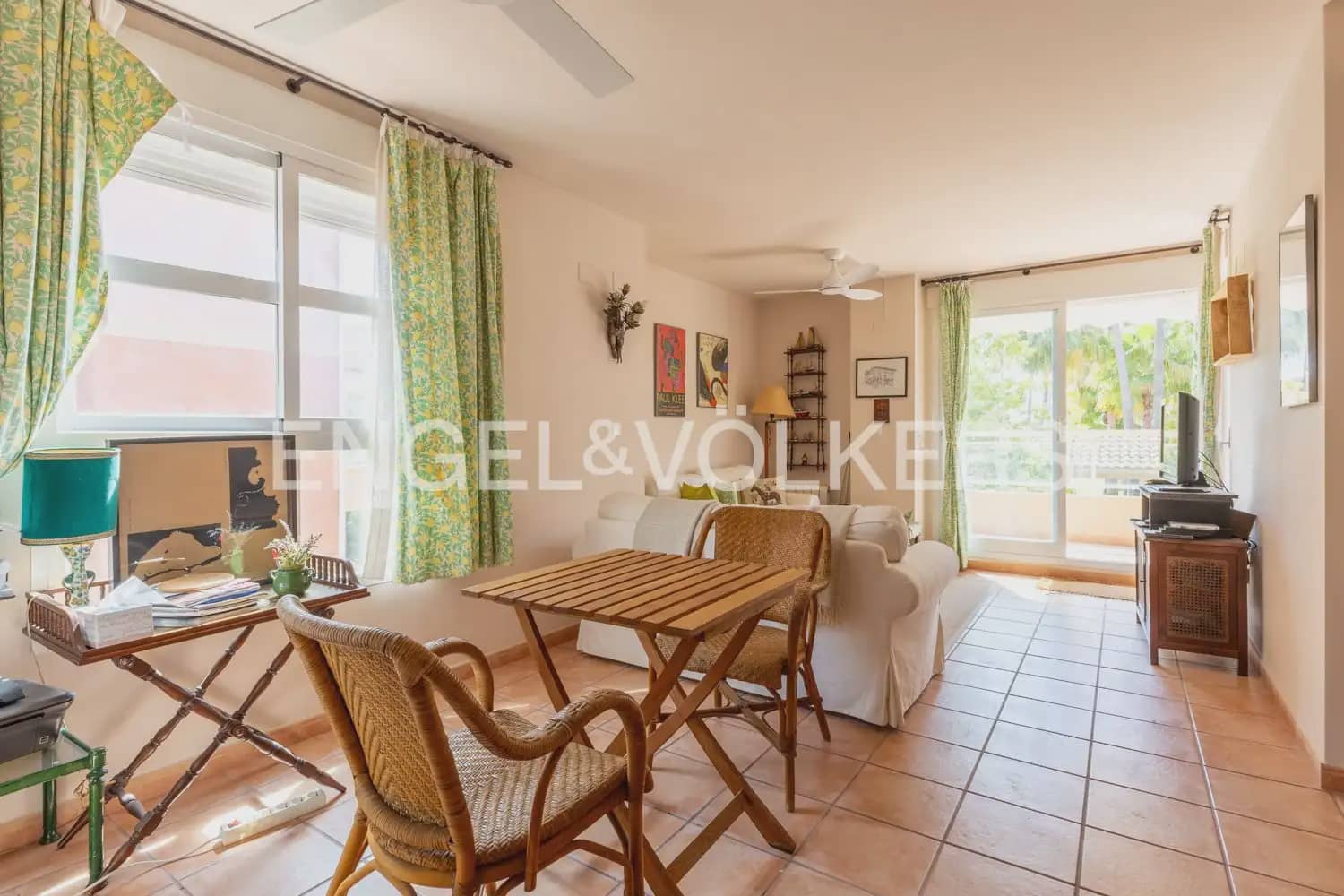 Piso de 2 habitaciones en Javea / Xàbia en venta con piscina garaje - 399.000 € (Ref: 9897733)