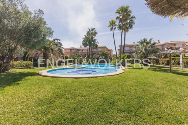 Piso de 2 habitaciones en Montañar - El Arenal, Javea / Xàbia en venta con piscina garaje - 399.000 € (Ref: 9897733)