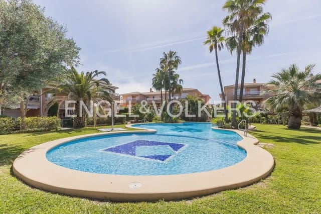 Piso de 2 habitaciones en Montañar - El Arenal, Javea / Xàbia en venta con piscina garaje - 399.000 € (Ref: 9897733)