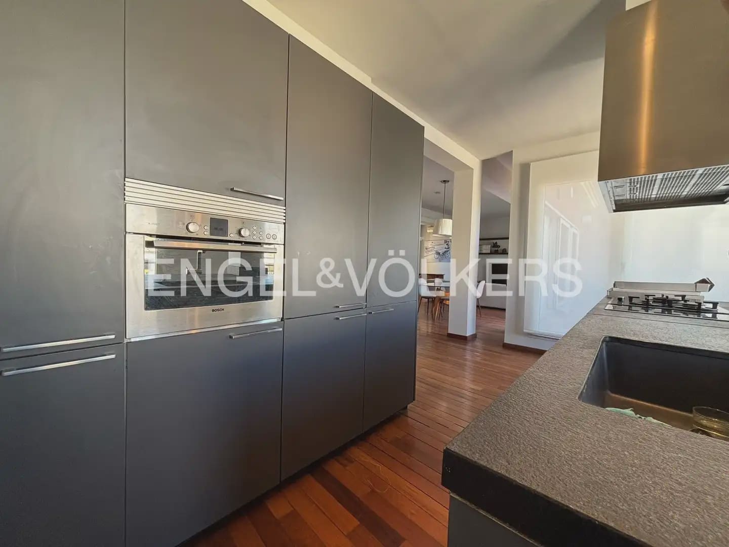4 Zimmer Wohnung zu vermieten in Valencia Stadt - 3.500 € (Ref: 9897734)