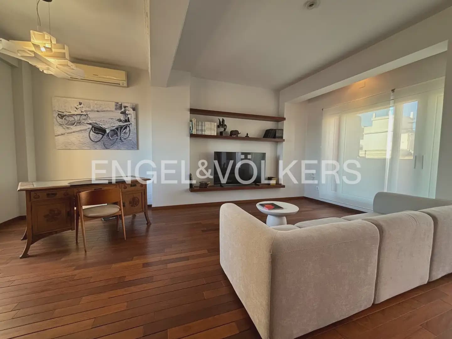 4 Zimmer Wohnung zu vermieten in Valencia Stadt - 3.500 € (Ref: 9897734)