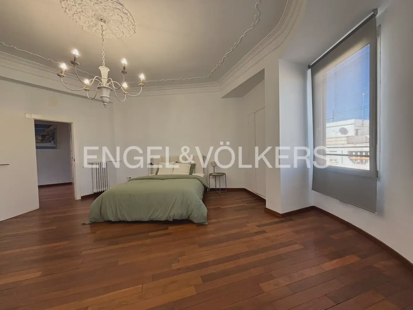 4 Zimmer Wohnung zu vermieten in Valencia Stadt - 3.500 € (Ref: 9897734)
