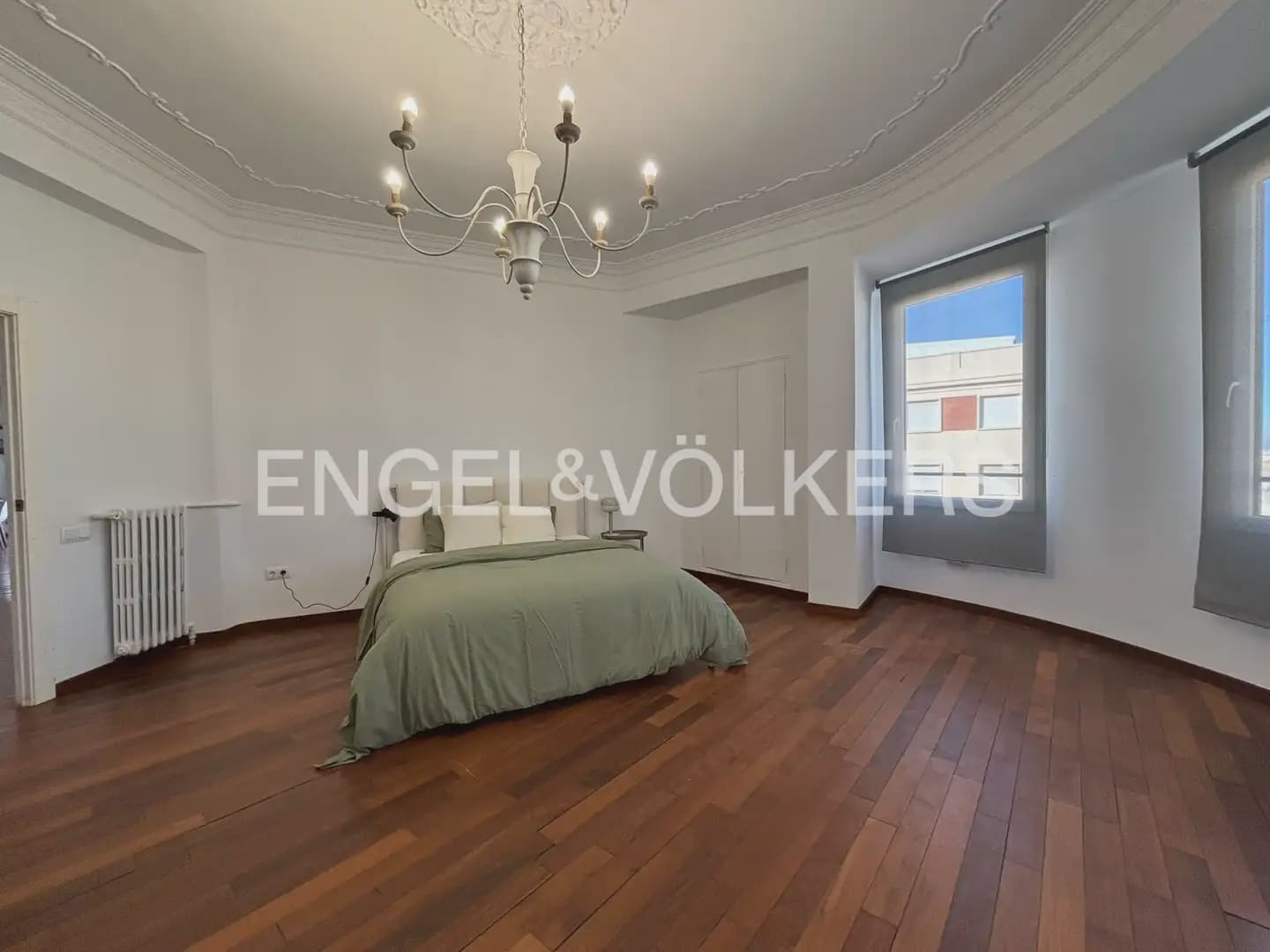 4 Zimmer Wohnung zu vermieten in Valencia Stadt - 3.500 € (Ref: 9897734)