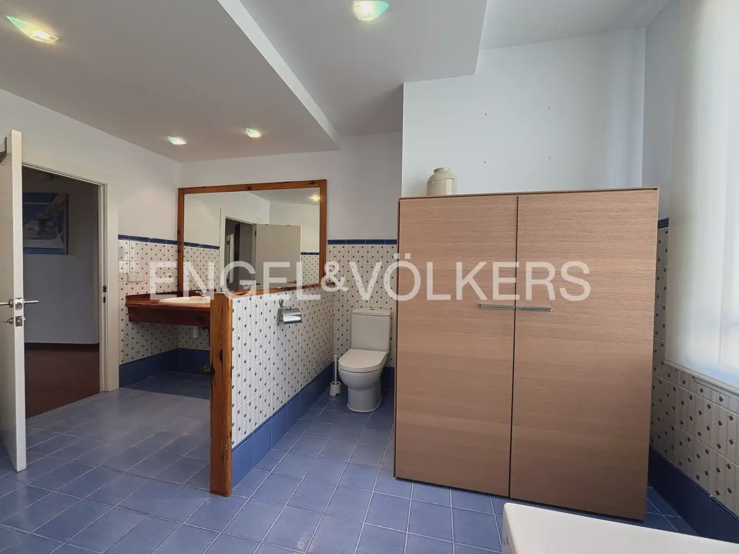 4 Zimmer Wohnung zu vermieten in Valencia Stadt - 3.500 € (Ref: 9897734)