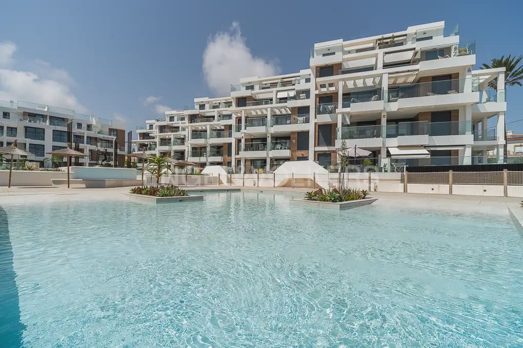 2 sypialnia Mieszkanie do wynajęcia w Denia z basenem garażem - 1 500 € (Ref: 9897735)