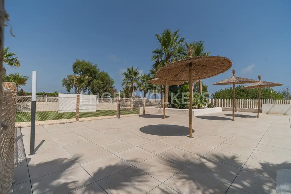 2 sypialnia Mieszkanie do wynajęcia w Denia z basenem garażem - 1 500 € (Ref: 9897735)