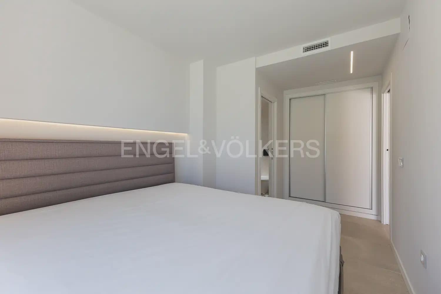 2 sypialnia Mieszkanie do wynajęcia w Denia z basenem garażem - 1 500 € (Ref: 9897735)