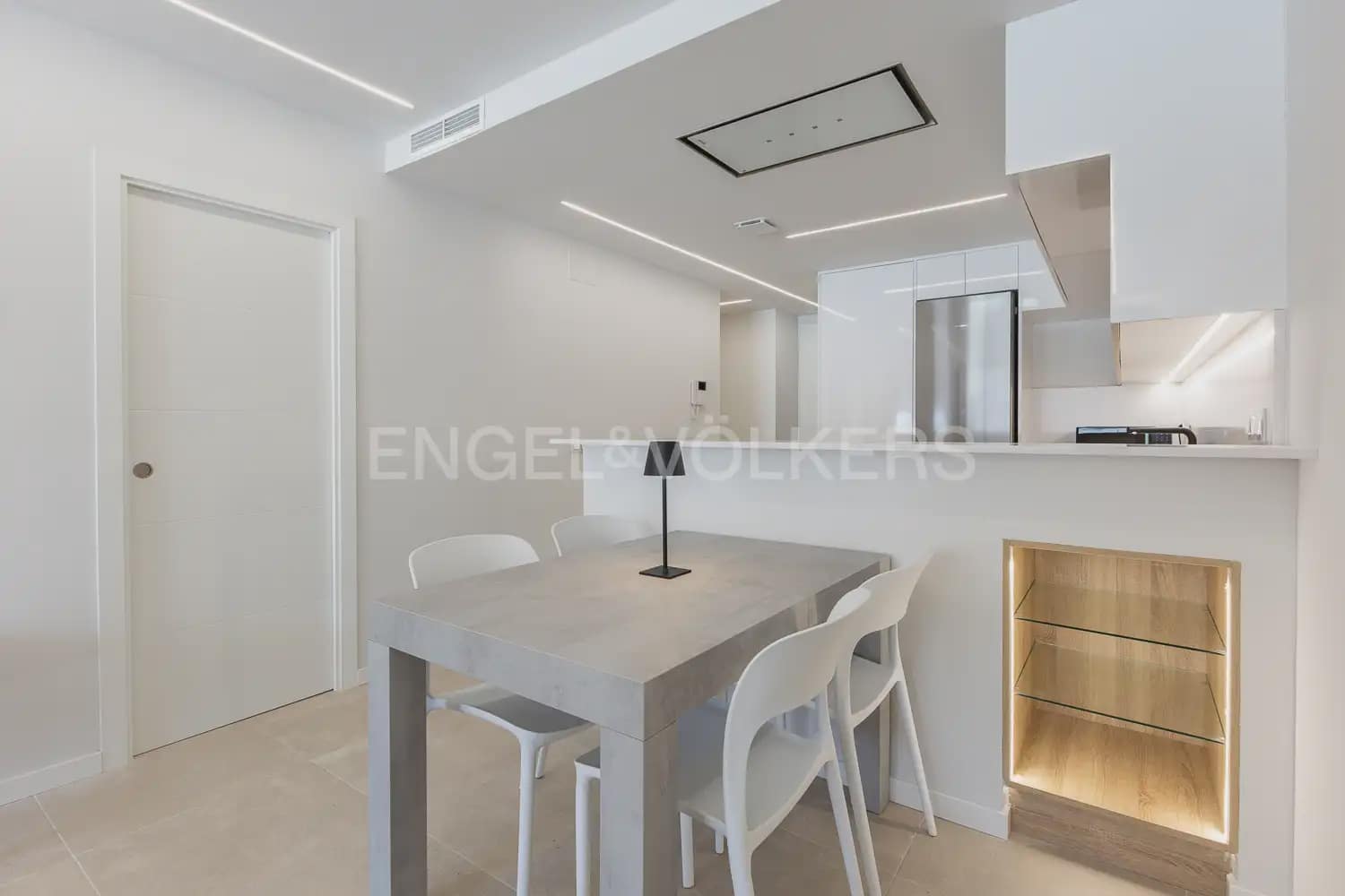 2 sypialnia Mieszkanie do wynajęcia w Denia z basenem garażem - 1 500 € (Ref: 9897735)