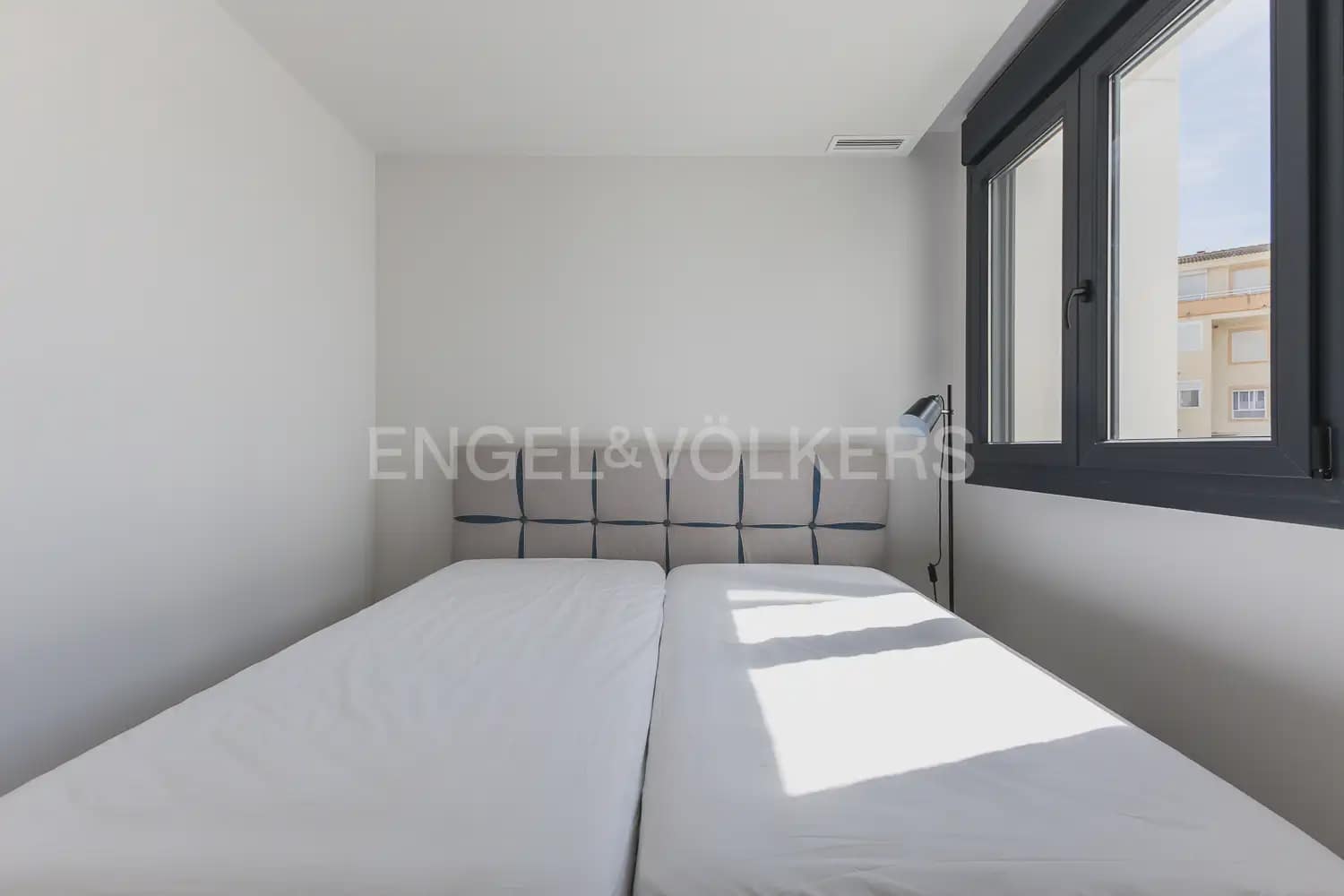 2 sypialnia Mieszkanie do wynajęcia w Denia z basenem garażem - 1 500 € (Ref: 9897735)