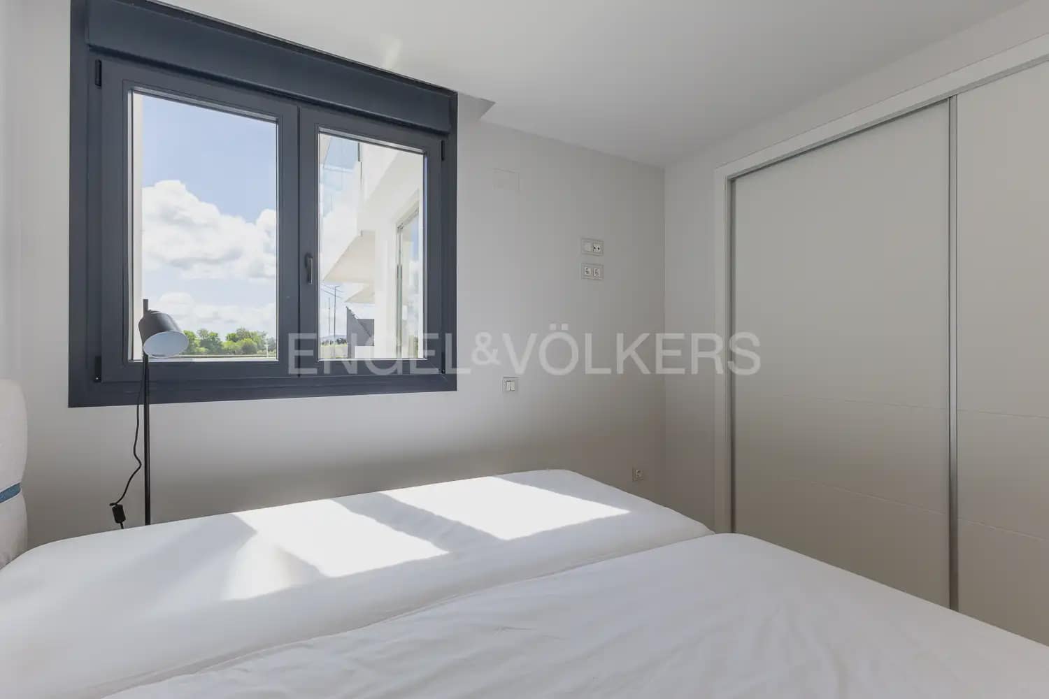 2 sypialnia Mieszkanie do wynajęcia w Denia z basenem garażem - 1 500 € (Ref: 9897735)