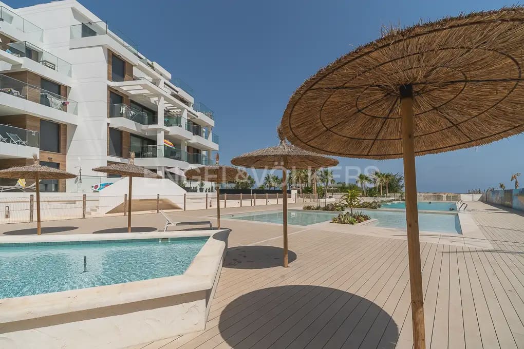 2 sypialnia Mieszkanie do wynajęcia w Denia z basenem garażem - 1 500 € (Ref: 9897735)