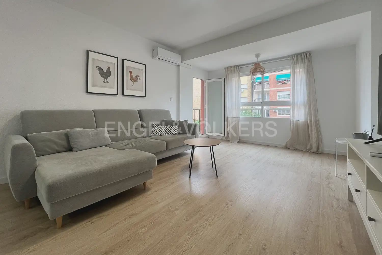 3 makuuhuone Asunto vuokrattavana paikassa Valencia kaupunki - 1 800 € (Ref: 9897736)