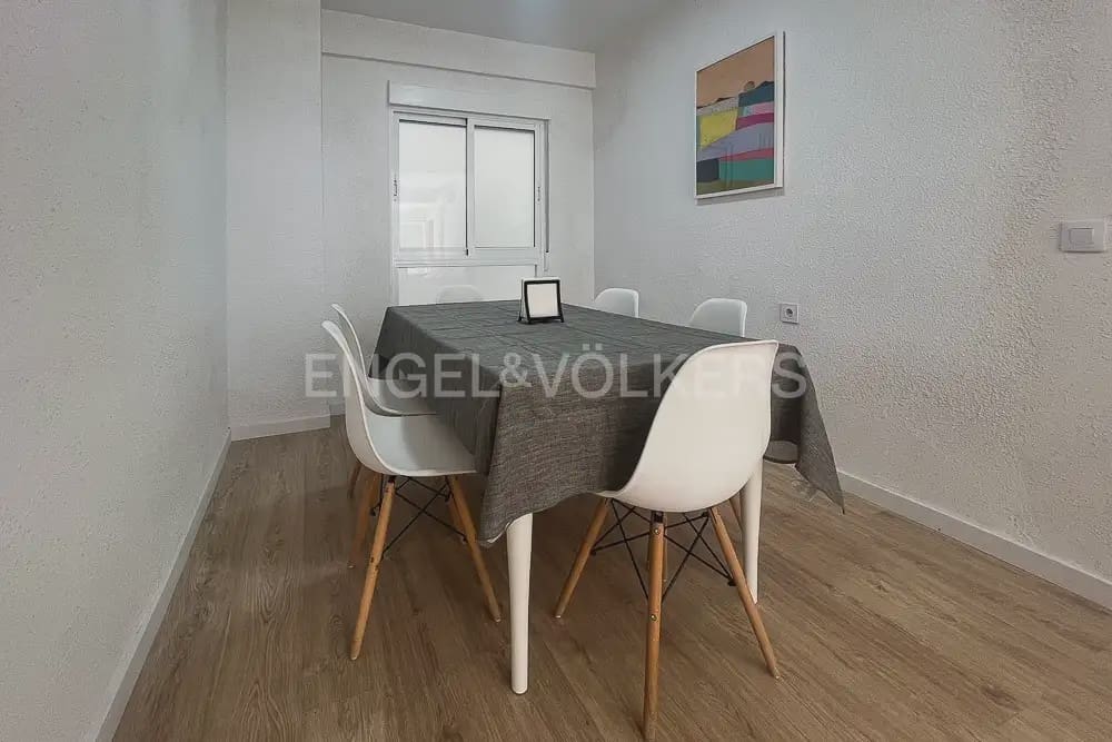 3 makuuhuone Asunto vuokrattavana paikassa Valencia kaupunki - 1 800 € (Ref: 9897736)