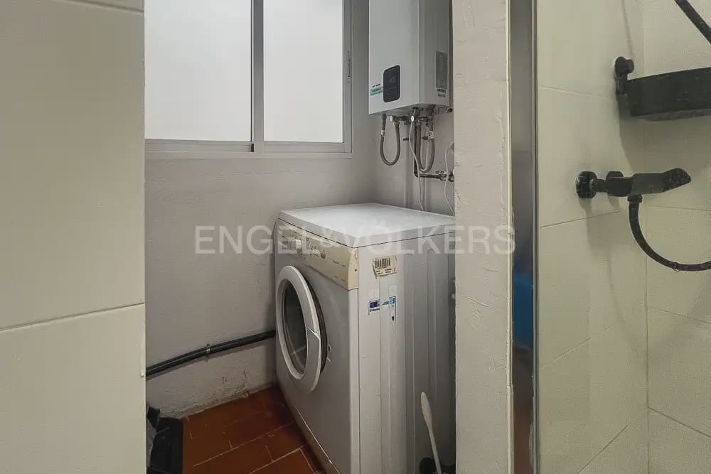 3 makuuhuone Asunto vuokrattavana paikassa Valencia kaupunki - 1 800 € (Ref: 9897736)