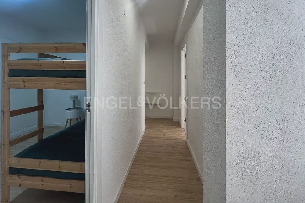 3 makuuhuone Asunto vuokrattavana paikassa Valencia kaupunki - 1 800 € (Ref: 9897736)