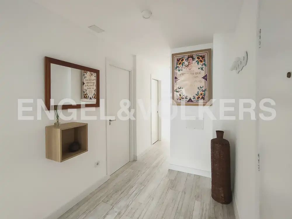 5 slaapkamer Flat te huur in Valencia stad - € 1.700 (Ref: 9897737)
