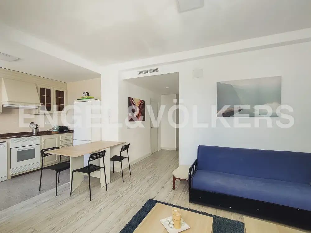 5 slaapkamer Flat te huur in Valencia stad - € 1.700 (Ref: 9897737)