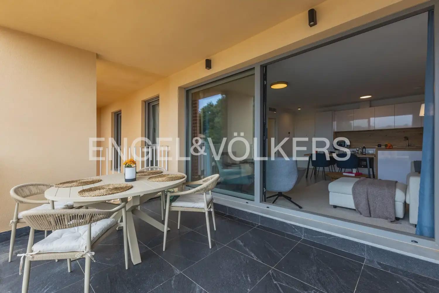 2 makuuhuone Asunto vuokrattavana paikassa Denia mukana uima-altaan 
autotalli - 1 700 € (Ref: 9897741)