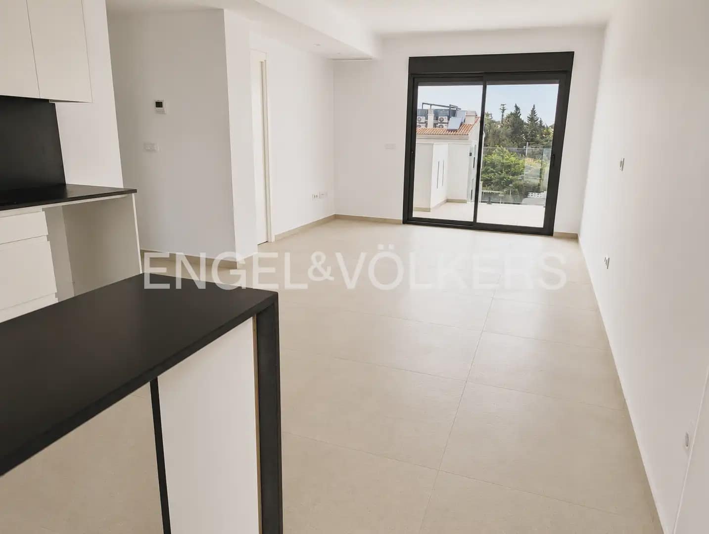 2 makuuhuone Asunto myytävänä paikassa Denia mukana uima-altaan - 369 000 € (Ref: 9897742)