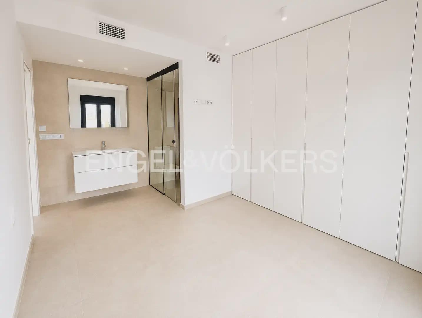 2 makuuhuone Asunto myytävänä paikassa Denia mukana uima-altaan - 369 000 € (Ref: 9897742)