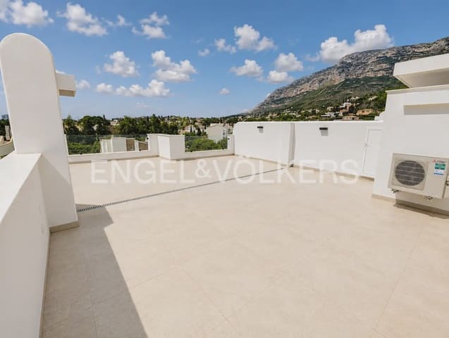 Piso de 2 habitaciones en El Montgó, Dénia en venta con piscina - 369.000 € (Ref: 9897742)